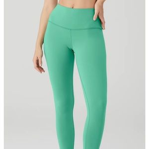 Alo leggings 🧜🏽‍♀️